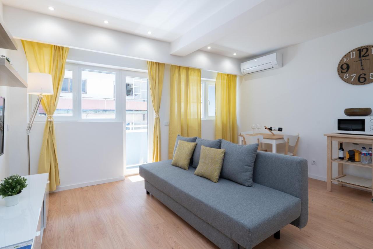 Sweet Sunny Flat W/ Balcony - Gaia Apartment Vila Nova de Gaia Bagian luar foto