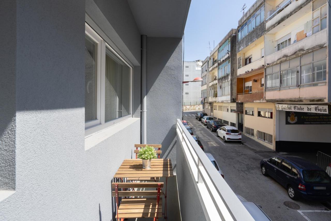 Sweet Sunny Flat W/ Balcony - Gaia Apartment Vila Nova de Gaia Bagian luar foto