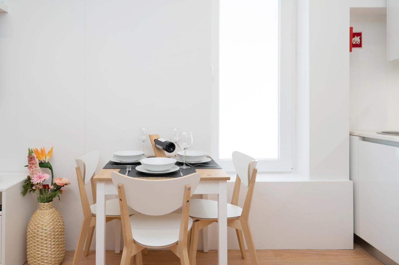 Sweet Sunny Flat W/ Balcony - Gaia Apartment Vila Nova de Gaia Bagian luar foto